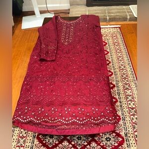 Elegant Maroon Embroidered Indian/Pakistani Dress - Size Large